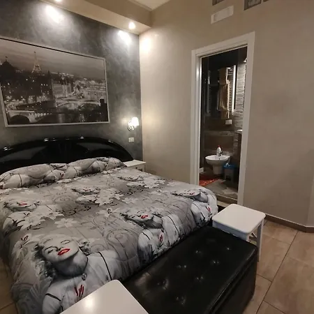 Max Fiera Holiday home Bari